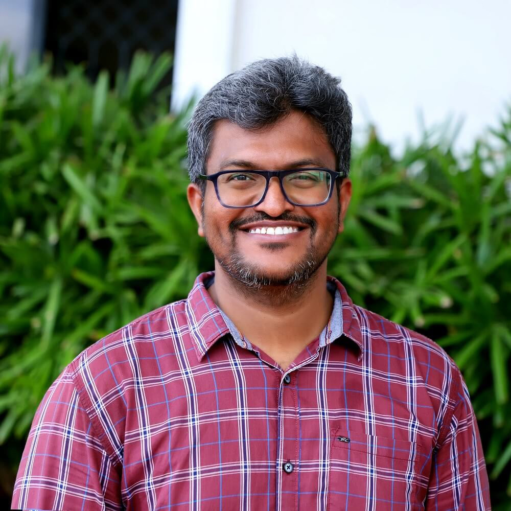 Dr. Sibi Chakkaravarthy